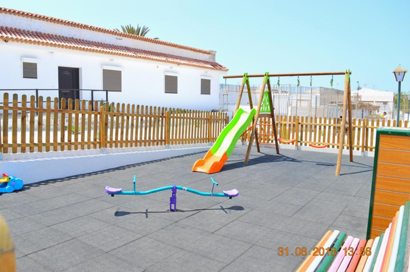 קוסטה דל סילנסיו New Renovated Duplex Near The Ocean Located In Tenerife Sur מראה חיצוני תמונה
