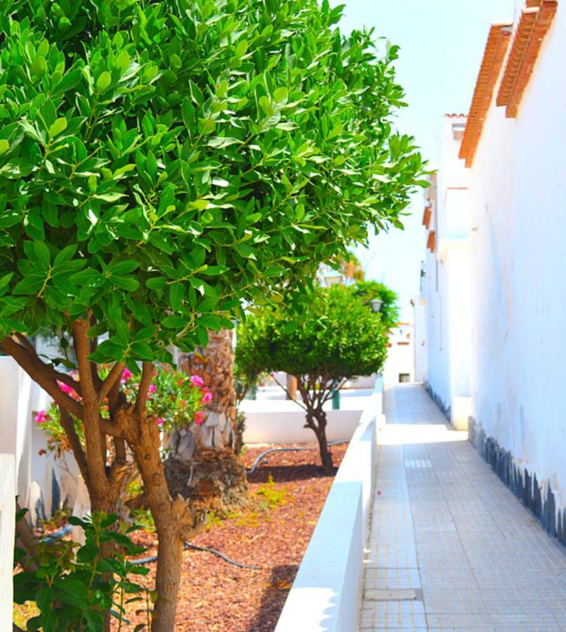 קוסטה דל סילנסיו New Renovated Duplex Near The Ocean Located In Tenerife Sur מראה חיצוני תמונה
